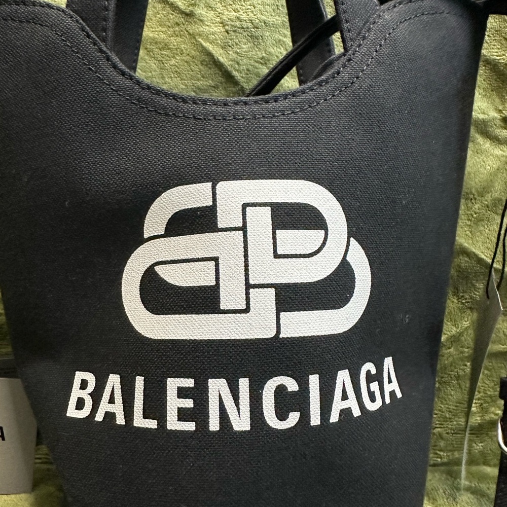 NWT Balenciaga Black Mini Bag with Logo - Picture 3 of 7